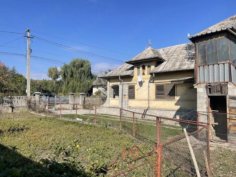 Casă cu 3 camere cu Teren 3284 Mp în Moțăieni