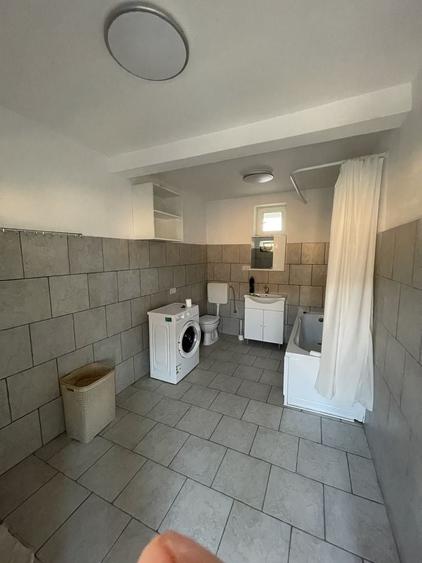 Casă cu 2 camere cu Teren 500 Mp în Central