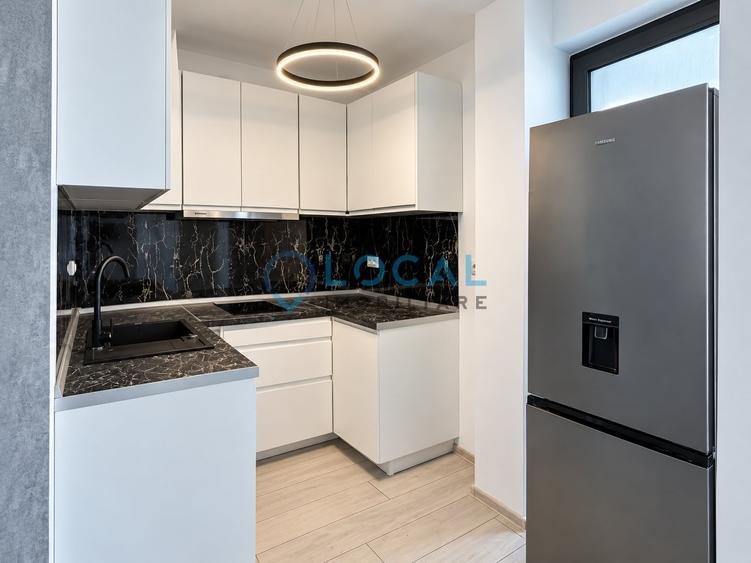 Apartament cu 2 camere semidecomandat, mobilat în Mărăști