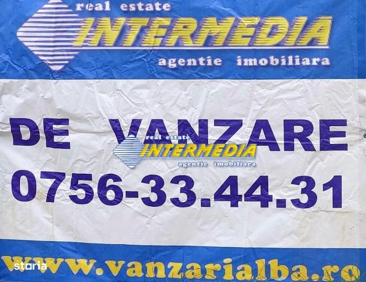 Teren de 728 mp, în Central