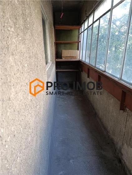 Apartament cu 3 camere decomandat în Unirii Sud