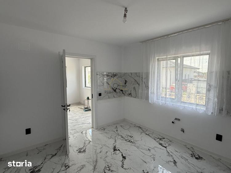 Casă cu 3 camere cu Teren 250 Mp în Clinceni