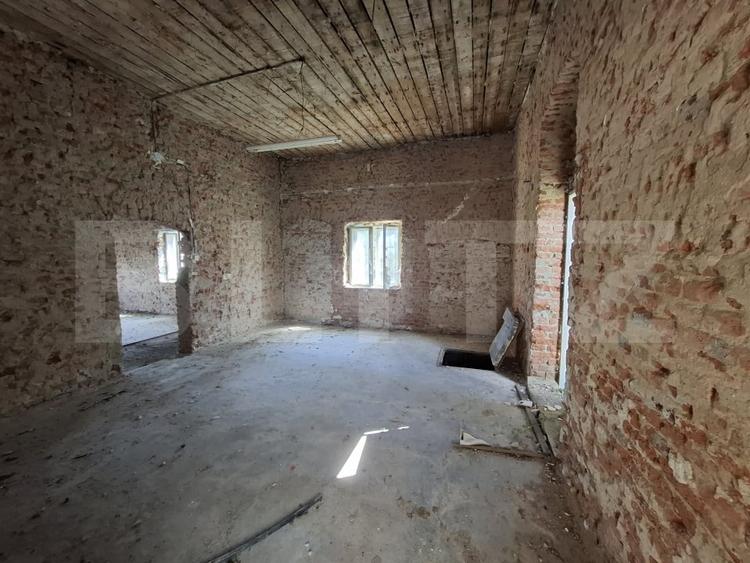Spațiu comercial, de 244 mp, în Ardud
