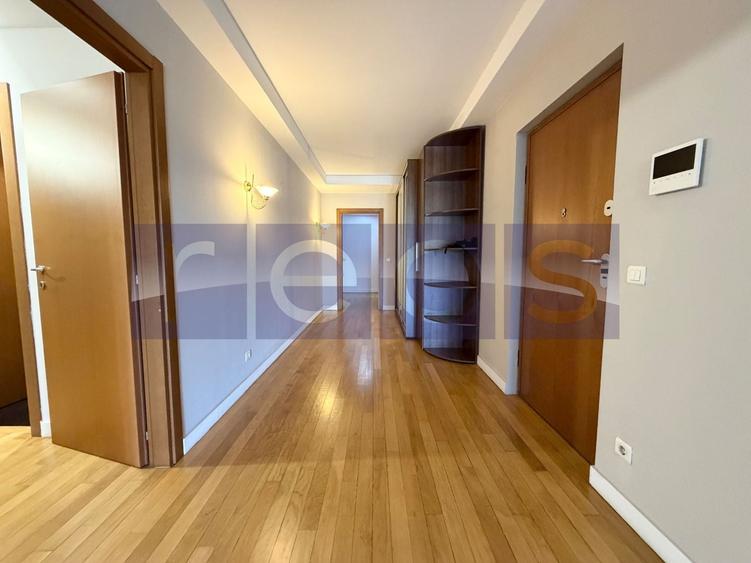 Apartament cu 3 camere decomandat, mobilat în Herăstrău