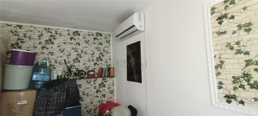 Birou, de 15 mp, în Aradului