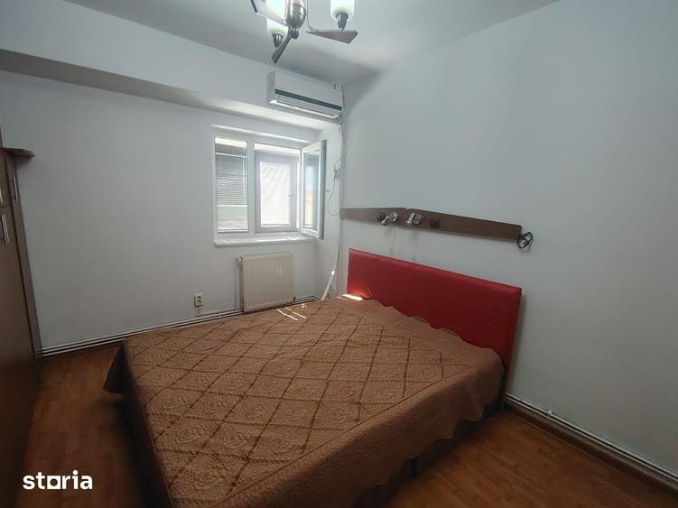 Apartament cu 3 camere decomandat în Ultracentral