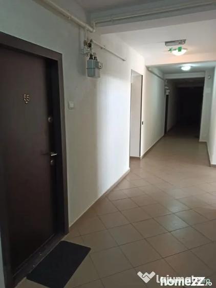 Apartament cu 2 camere decomandat în Apărătorii Patriei