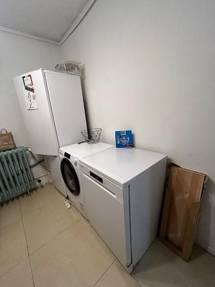Apartament cu 2 camere decomandat în Drumul Taberei