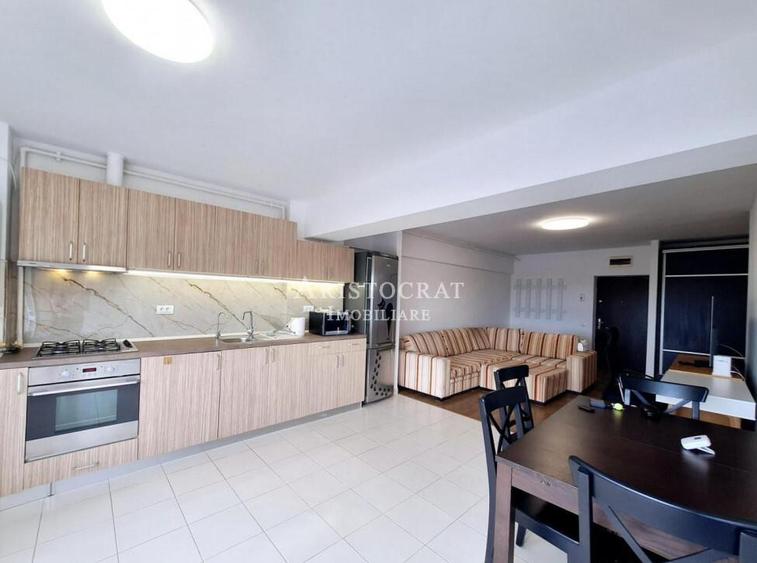 Apartament cu 2 camere decomandat în Ostratu