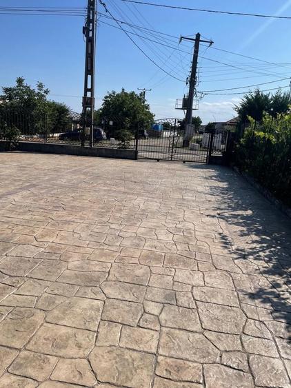 Casă cu 4 camere în Garoafa