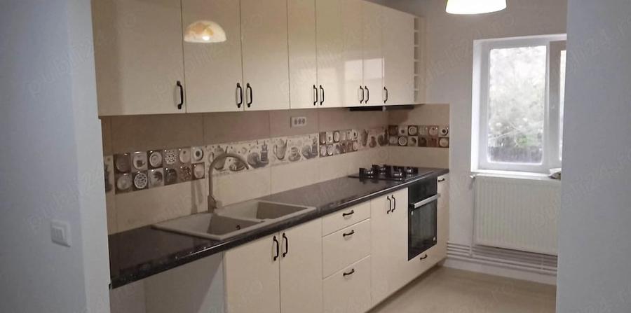Apartament cu 3 camere decomandat în Ultracentral