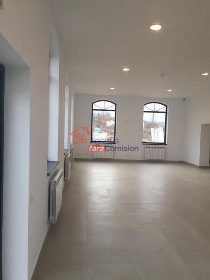 Spațiu comercial, de 304 mp, în Tătărași