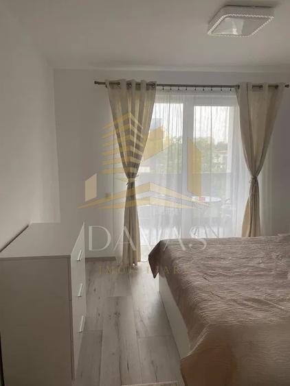 Apartament cu 2 camere semidecomandat, mobilat în Sopor