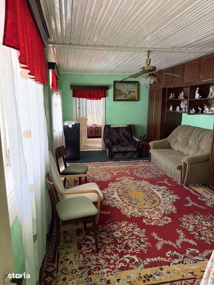 Casă cu 4 camere cu Teren 1386 Mp în Sohatu