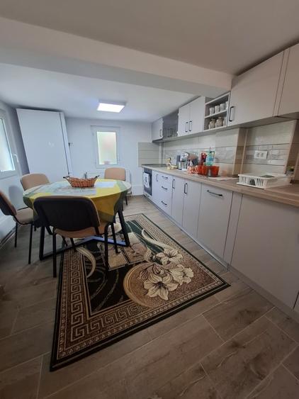 Duplex cu 6 camere cu Garaj în Aradul Nou
