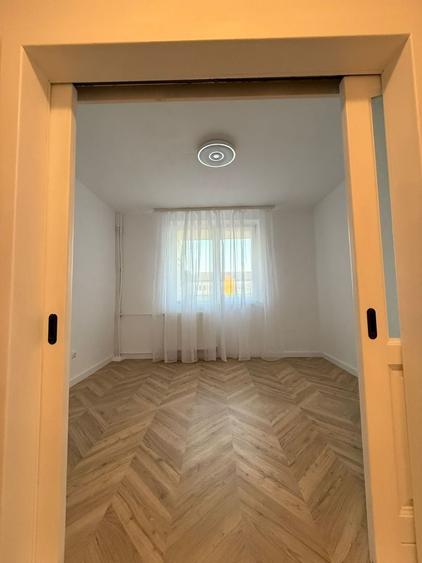 Apartament cu 3 camere – Zona Rogerius, Oradea - 2