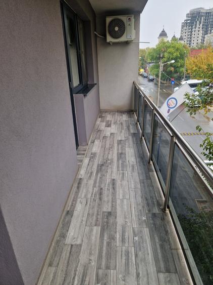 Apartament cu 2 camere decomandat în Doamna Ghica