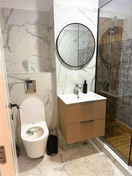 Apartament cu 2 camere decomandat, mobilat în Micro 14