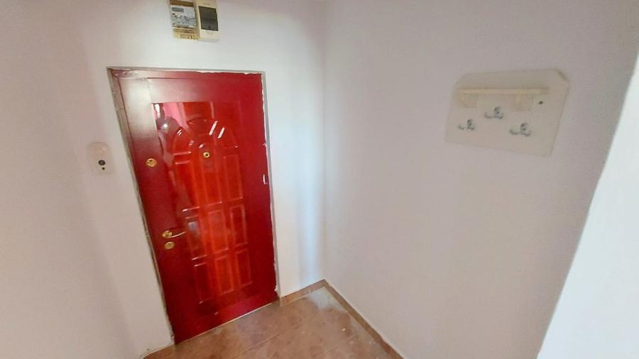 Apartament cu 2 camere decomandat în Mircea cel Bătrân