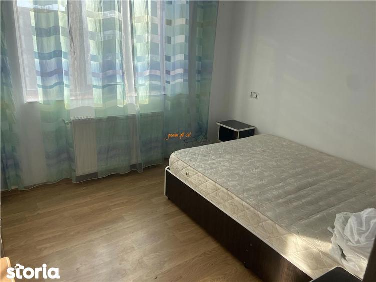 Apartament cu 2 camere decomandat, mobilat în Sud
