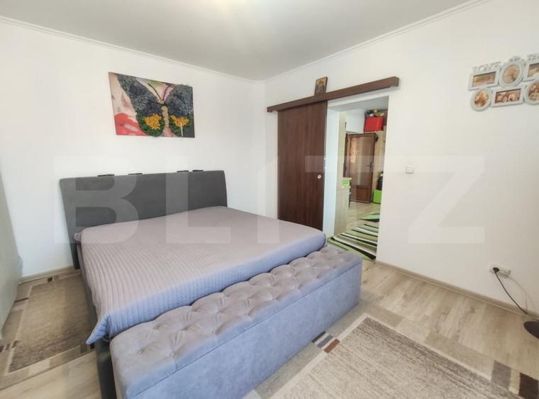 Casă cu 4 camere cu Teren 1483 Mp în Vetiș