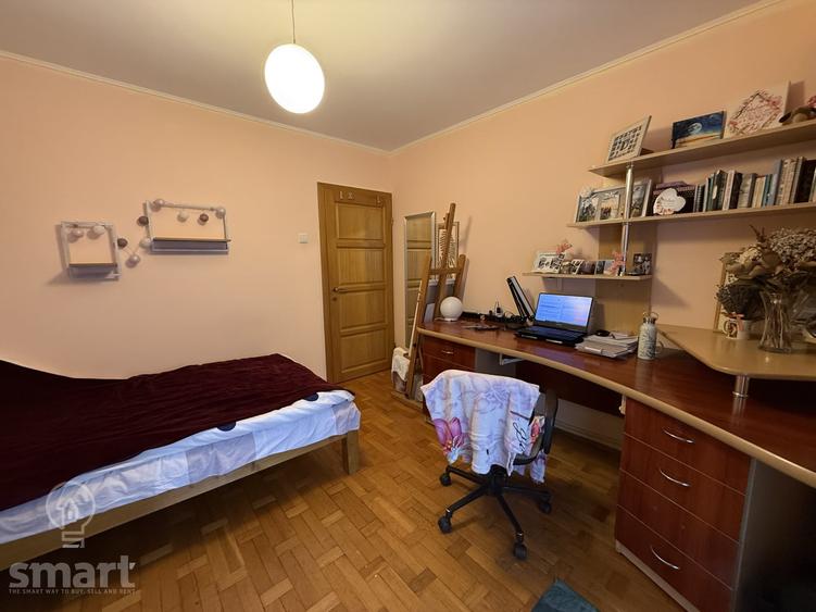 Apartament cu 3 camere decomandat, mobilat în Zorilor