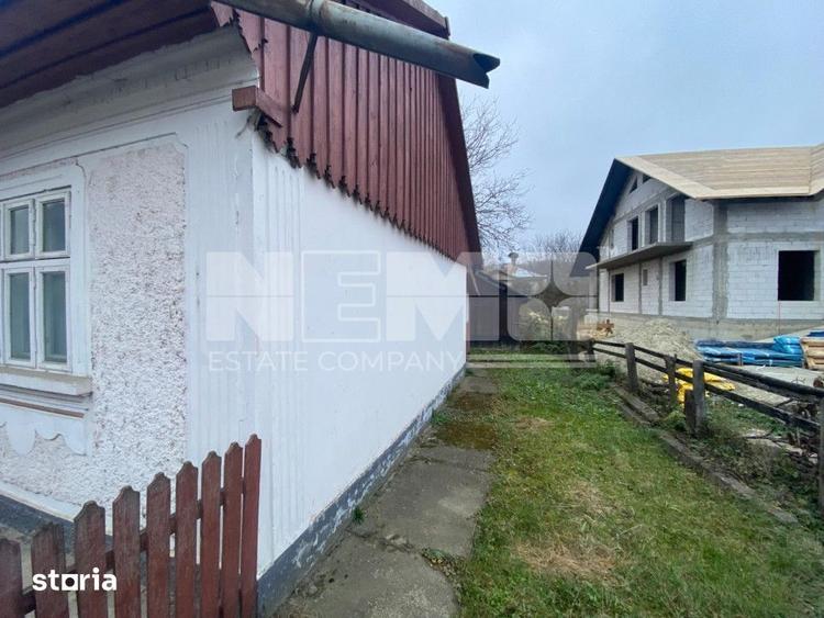 Casă cu 3 camere cu Teren 714 Mp în Siret