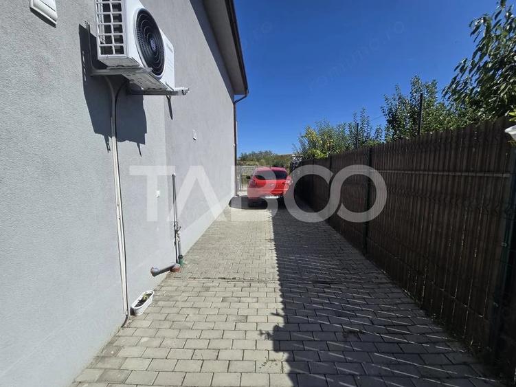 Casă cu 5 camere cu Teren 203 Mp în Central