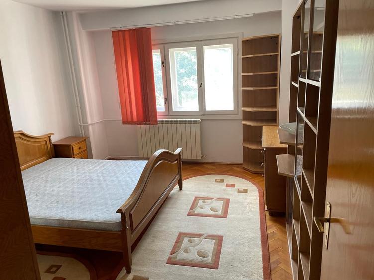 3 camere 2/4, la intersectia Mosilor u Traian, Eminescu, Dacia - 3