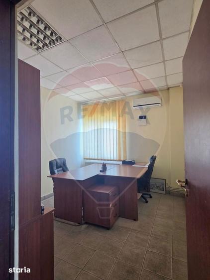 Spațiu comercial, de 120 mp, în Central