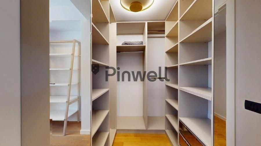 Apartament cu 3 camere decomandat în Herăstrău