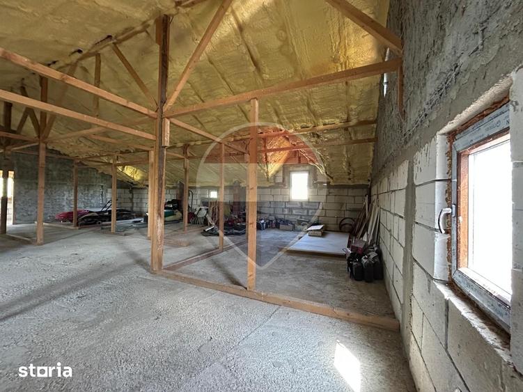 Vanzare Vila la gri Teren 800mp Lacul Mostistea - 10