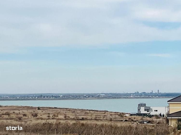 Casă cu 4 camere cu Teren 170 Mp în Palazu Mare