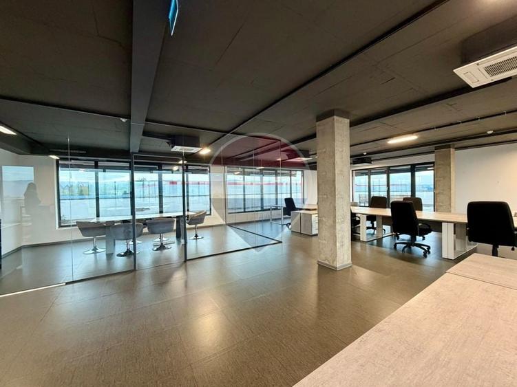 Birou, de 166.44999694824 mp, în Someșeni