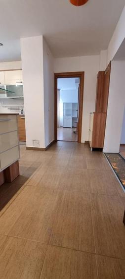 Apartament cu 4 camere decomandat, mobilat în Timpuri Noi