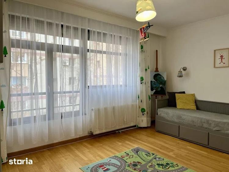 Apartament cu 3 camere decomandat în Aviatorilor