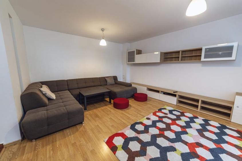 Apartament cu 3 camere decomandat, mobilat în Giulești