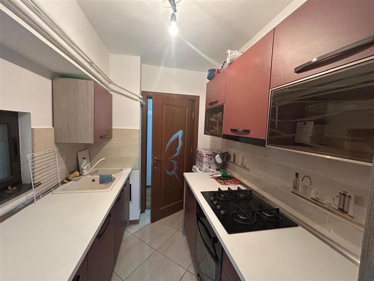 Apartament cu 3 camere decomandat în Ultracentral