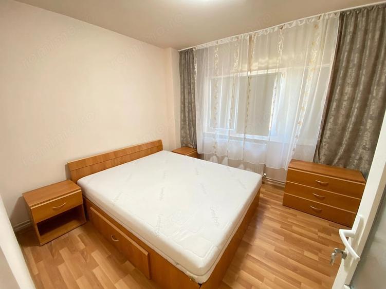 Apartament cu 3 camere decomandat în Dacia