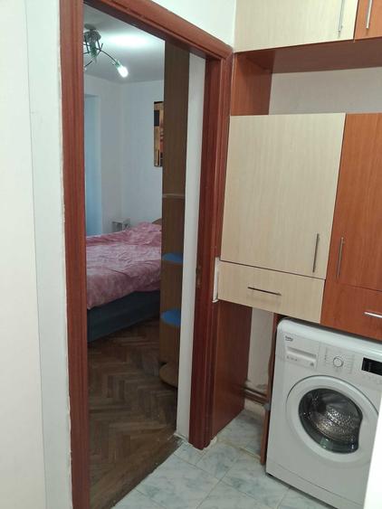 Apartament cu 3 camere semidecomandat în Nord