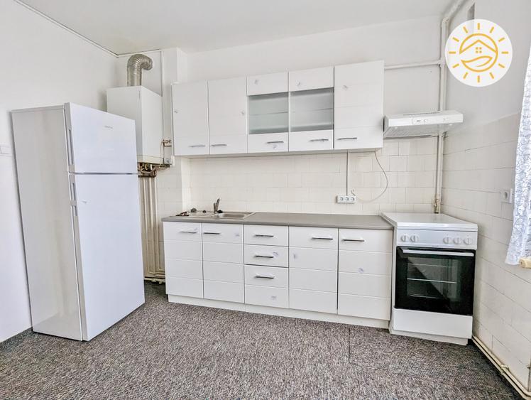 Apartament cu 3 camere decomandat în Centrul Civic