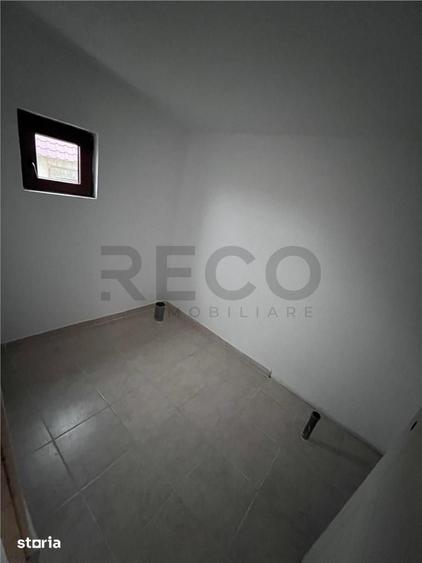 Casă cu 3 camere cu Teren 21984 Mp în Plopiș