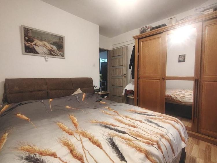 Apartament cu 2 camere decomandat, mobilat în Cantacuzino