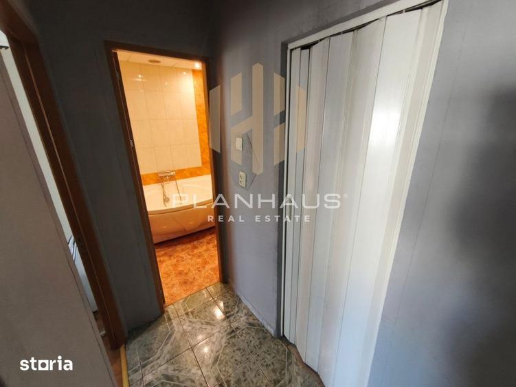 Apartament cu 3 camere în Republicii