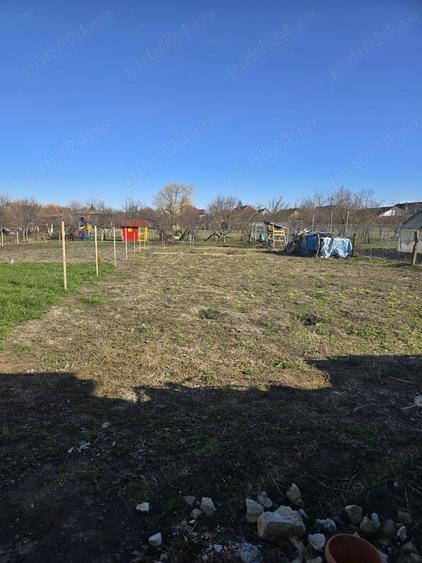 Casă cu 2 camere cu Teren 900 Mp în Covaci