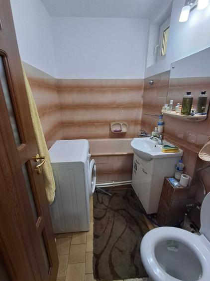 Inchiriez 2 camere vis-a-vis de magazin Bucovina-Altex - 1
