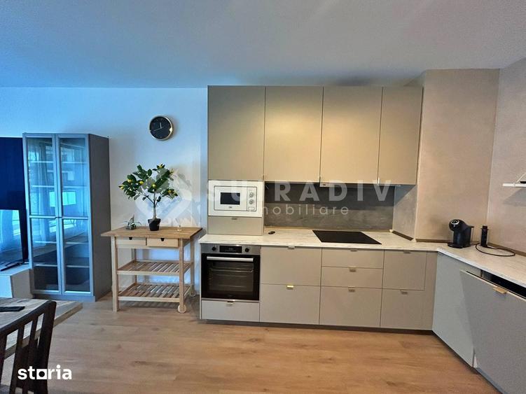 Apartament cu 3 camere semidecomandat în Dâmbul Rotund