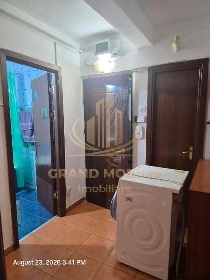 Apartament cu 2 camere decomandat, mobilat în Eroii Revoluției