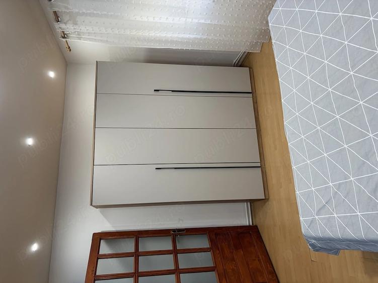 Apartament cu 3 camere decomandat în Rogerius