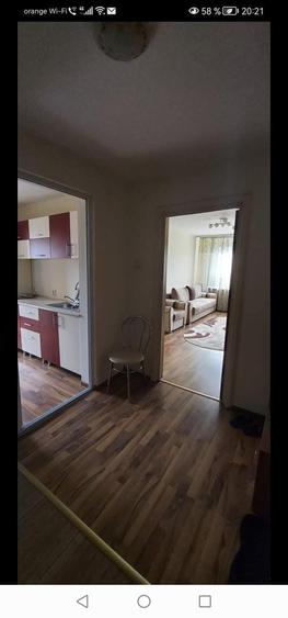 Proprietar, va ofer pentru inchiriere un apartament 3 camere compus di - 6